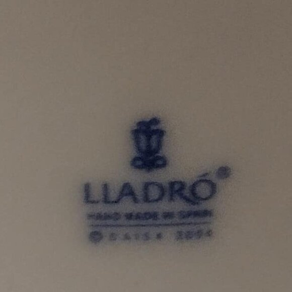 LLADRO 2005 Christmas Bell w/Original Box. - Picture 4 of 10